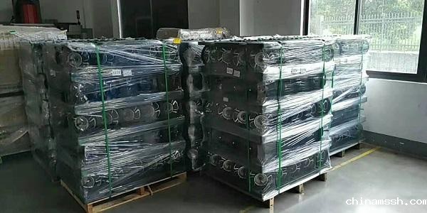 小刀电动车携手新利188塑料托盘.jpg